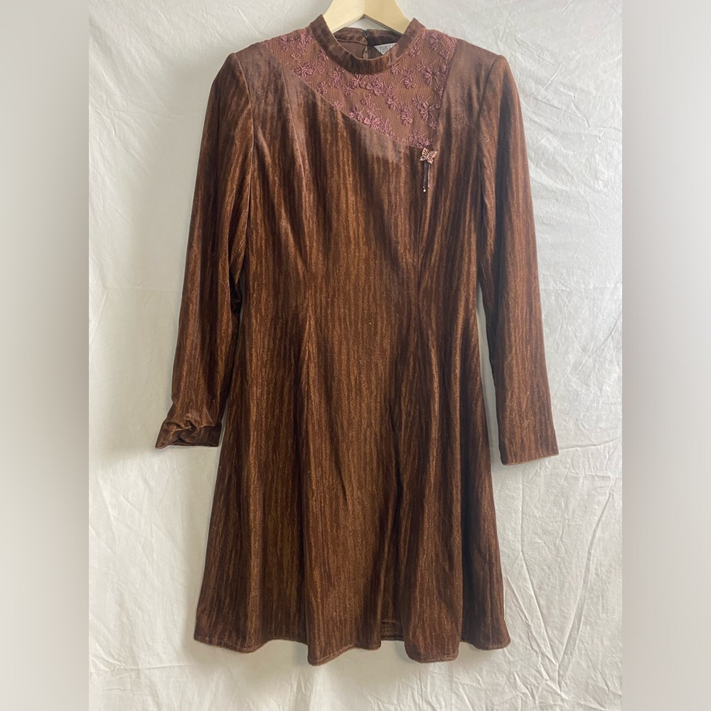 Vintage brown and pink mini dress with lace and butterfly charm